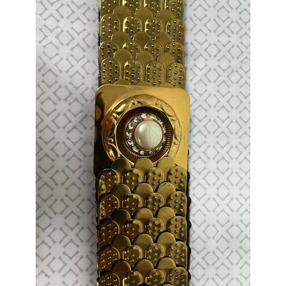 Vintage 60s Gold Metal Womans Belt main image 4